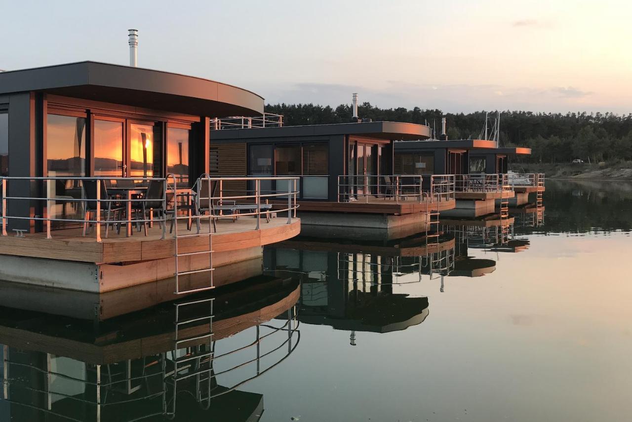 פליינפילד Floating Village Brombachsee מראה חיצוני תמונה